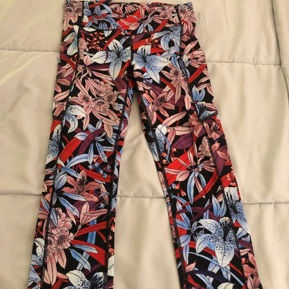 Lululemon 6 Speed Up Crop